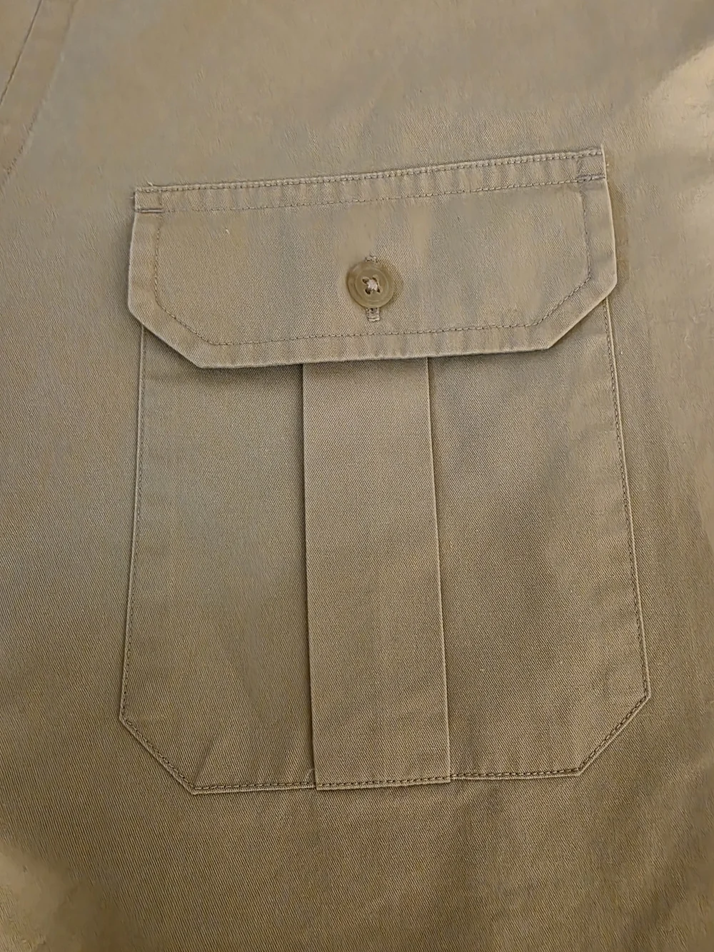 J. Crew Men's Beige Long-Sleeve Button-Down Light Weight Denim Shirt Sz L